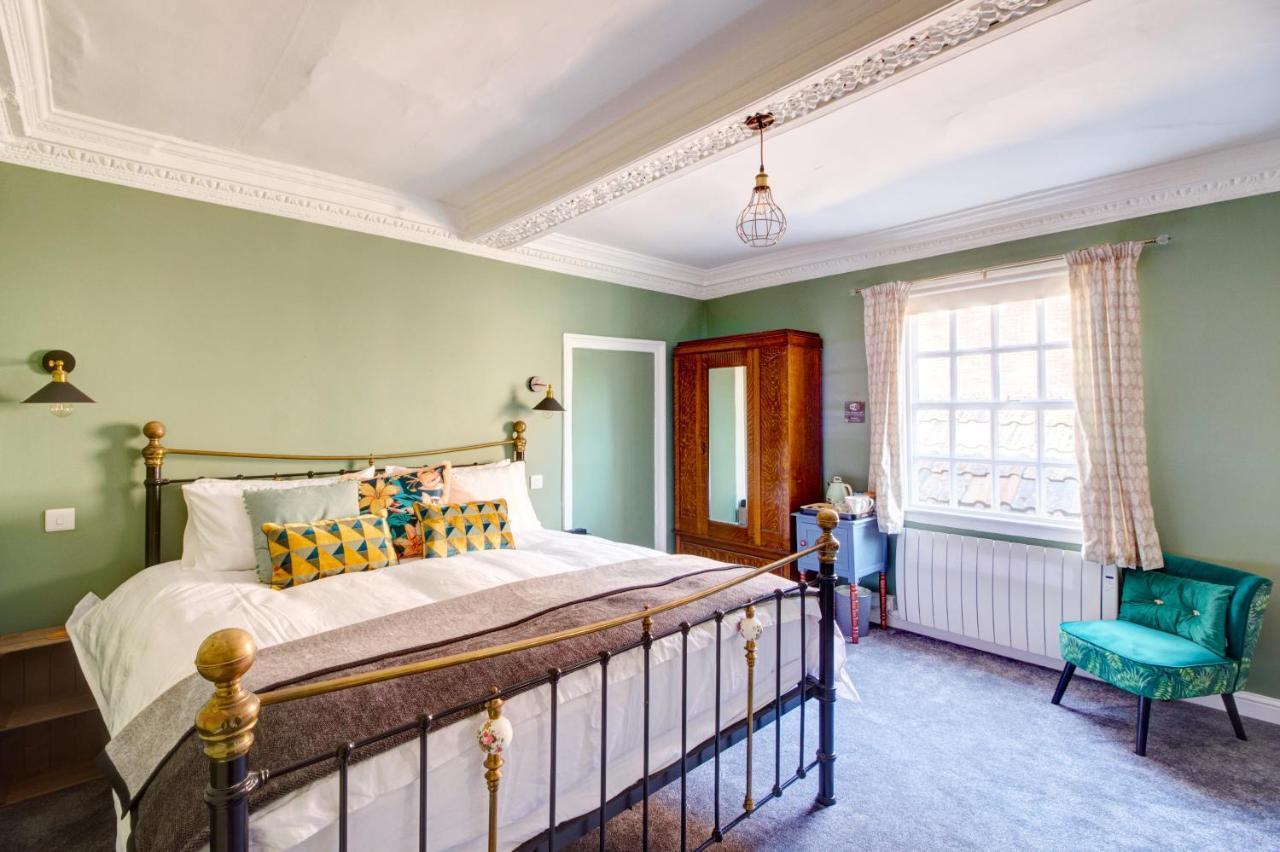 Green Parrot House Bed and Breakfast Devizes Exteriör bild