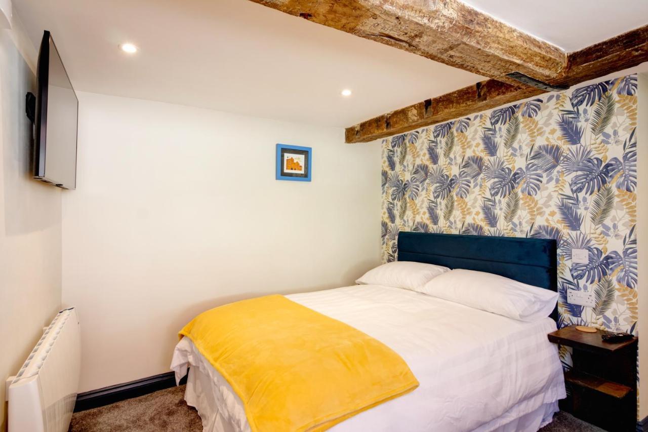 Green Parrot House Bed and Breakfast Devizes Exteriör bild